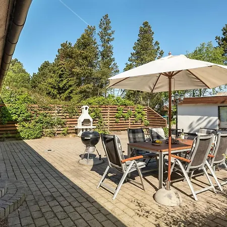 Iiro - 2-5km From The Sea By Interhome